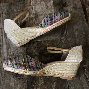 NWOT Hush Puppies Colorful Espadrille Wedges